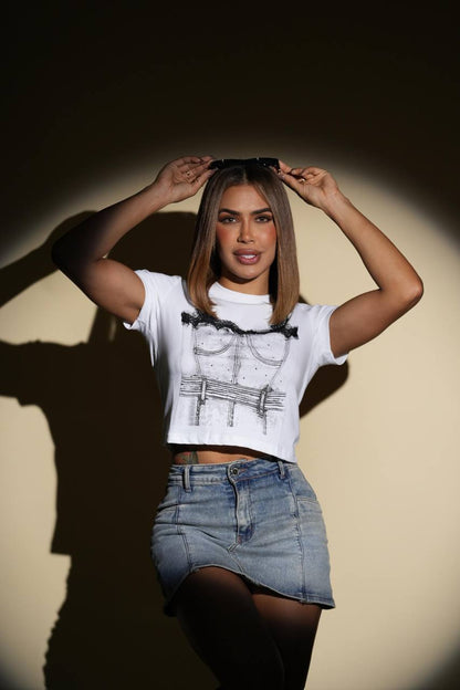 Women’s Crop Top – Modern Graphic Design