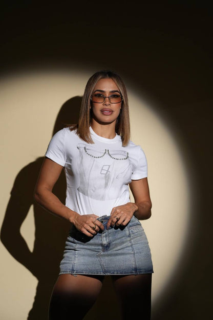 Women’s Crop Top – Modern Graphic Design